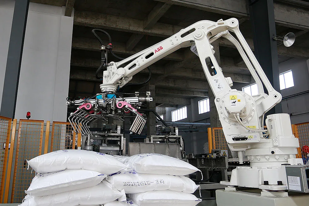 Automated palletizing at partner plant